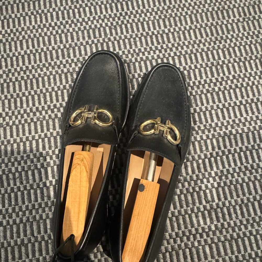 Salvatore Ferragamo Gancini Leather Loafers - Men’s Size 8.5